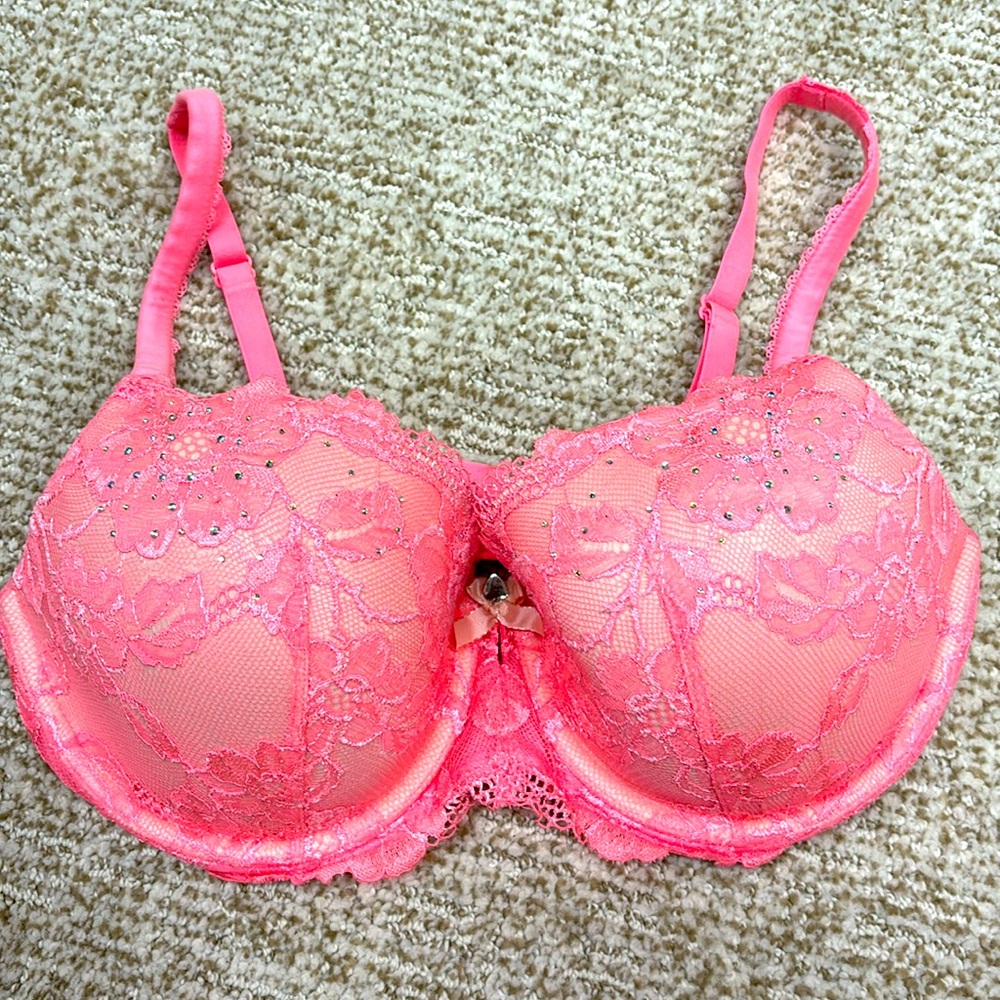 Victoria secret Body lined Demi 34DD